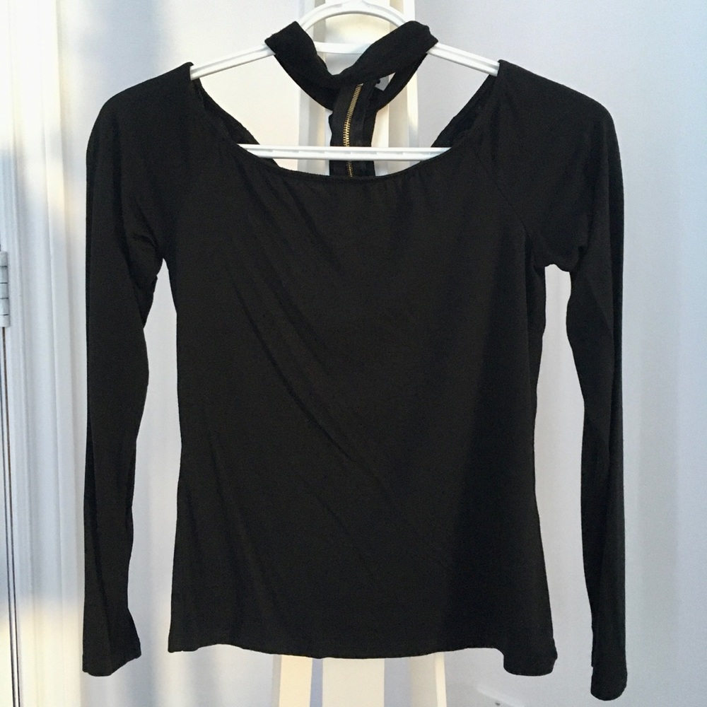 Choker shirt